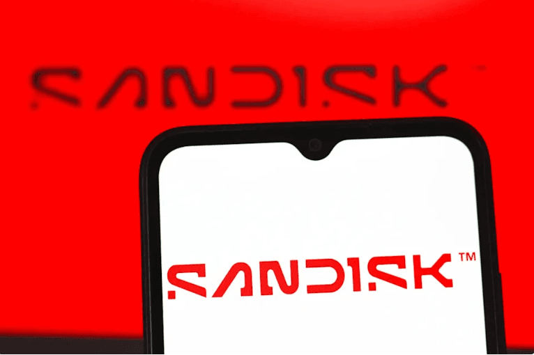 Inside HBF: How SanDisk's High Bandwidth Flash Loads LLMs Straight Onto Hardware